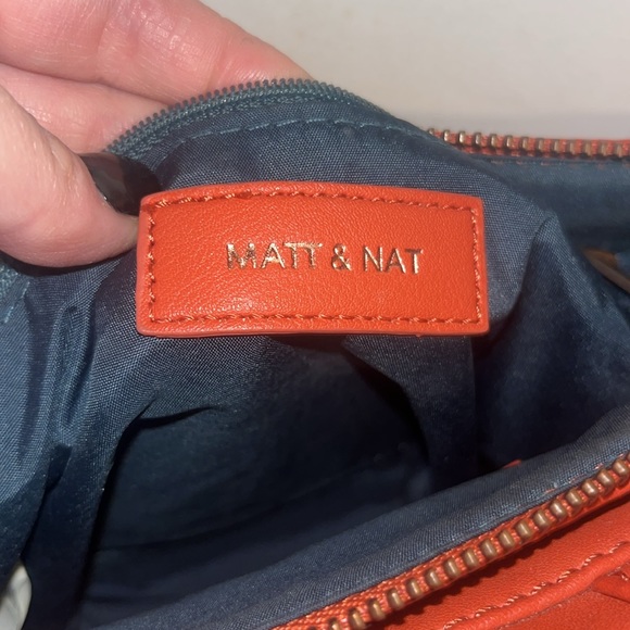 Matt & Nat crossbody purse - Picture 9 of 13